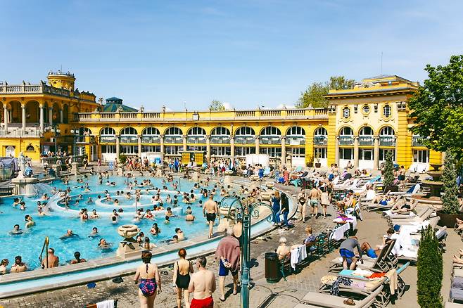세체니 온천(Széchenyi Fürdő)