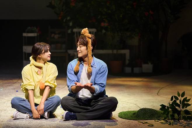 '꽃, 별이지나' 공연 모습. 사진=오산문화재단, 공연배달서비스 간다