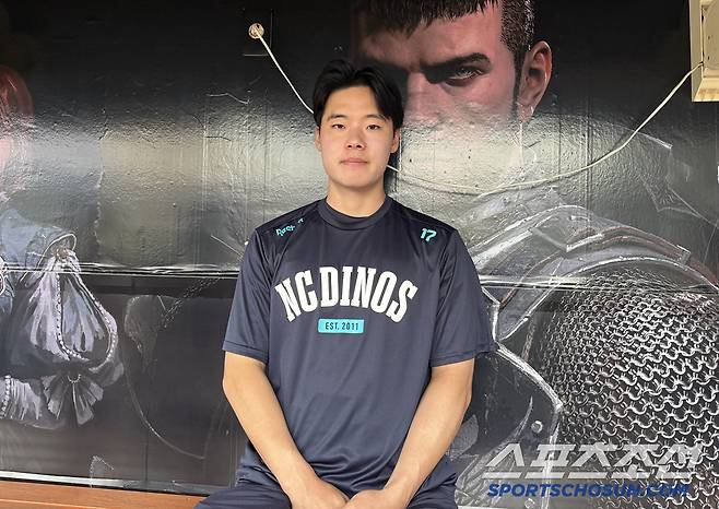 13일 창원 KIA전을 앞두고 인터뷰하는 김영규. 사진=나유리 기자