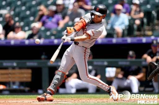 이정후는 이날 1안타 1볼넷 기록했다. 사진(美 덴버)=ⓒAFPBBNews = News1