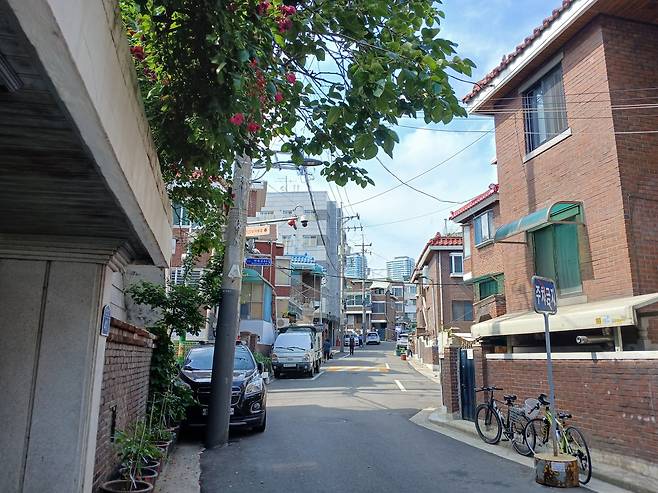 서울 중랑구 면목동 86-3번지 일대 모아타운 시범지구 거리의 모습. 김희량 기자