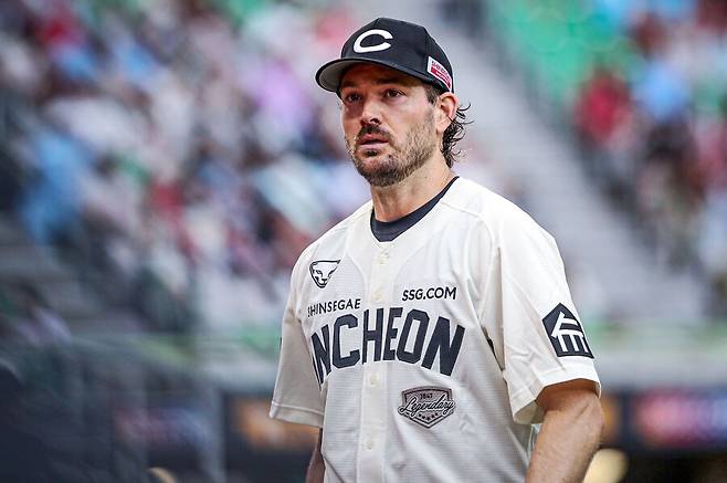 ▲ 리그 평균자책점 부문 1위로 올라선 드류 앤더슨 ⓒSSG랜더스