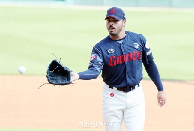 14일 SSG전에 선발 등판한 감보아. /사진=강영조 선임기자