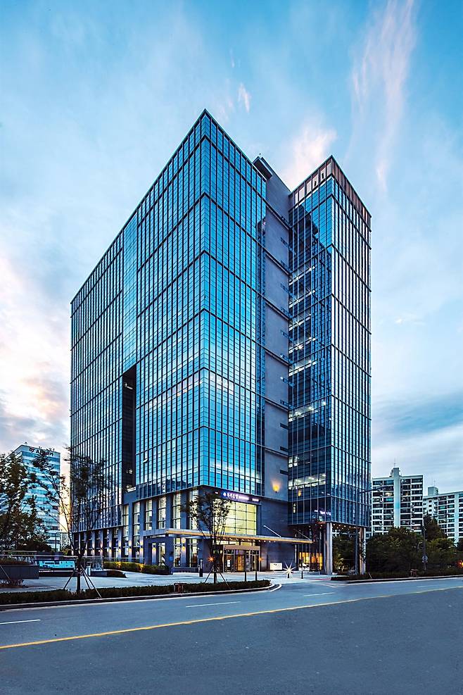 서울 송파에 있는 소노타워 전경. 대명소노 제공