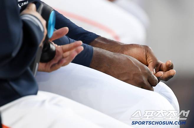 10일 대전 한화생명볼파크에서 열린 한화 이글스와 두산 베어스의 경기. 한화 플로리얼의 손등. 대전=박재만 기자 pjm@sportschosun.com/2025.06.10/