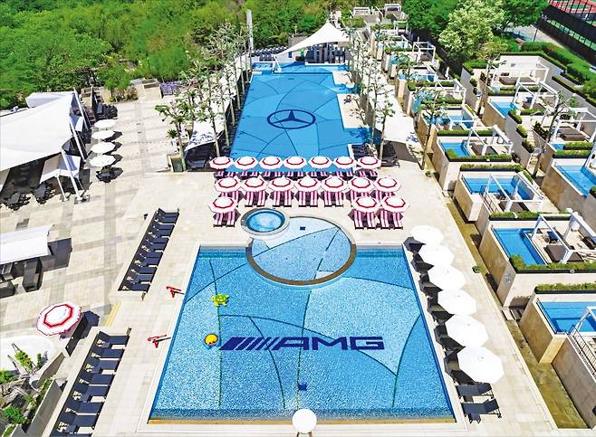 반얀트리 서울의 야외 수영장 ‘오아시스’. /반얀트리 서울 제공