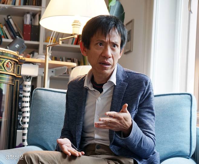 샹뱌오 독일 막스플랑크 사회인류학연구소장이 지난달 22일(현지시간) 독일 할레에 있는 연구소에서 경향신문과 인터뷰하고 있다. 할레(독일) | 김경학 기자