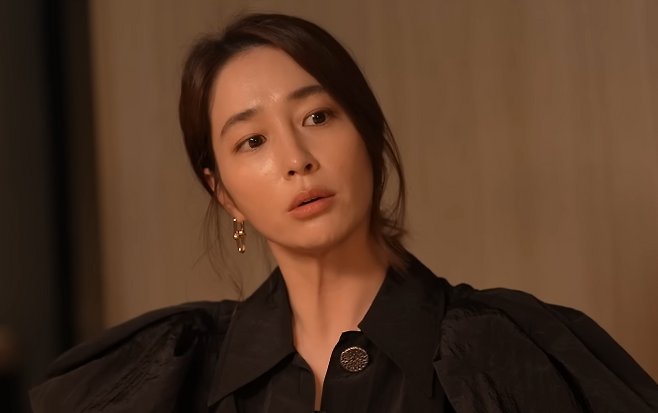 배우 이민정이 남편 이병헌에게 주량을 폭로당했다. 유튜브 채널 ‘이민정 MJ’ 캡처