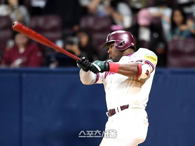 전 키움 푸이그가 타격에 임하고 있다. 고척 | 박진업 기자 upandup@sportsseoul.com