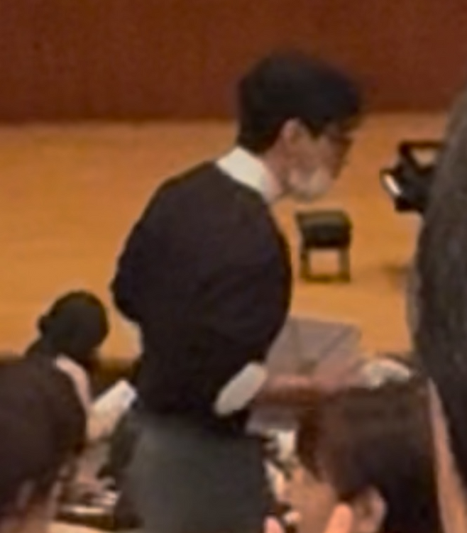 지난 17일 조성진 리사이틀을 관람한 방탄소년단(BTS) 뷔/헤럴드경제