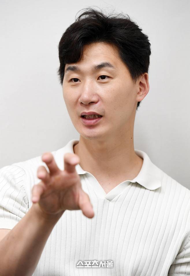 우리카드 박철우 코치. 파장초등학교 체육관(수원시 장안구). 2025. 6. 18. 수원 | 박진업 기자 upandup@sportsseoul.com