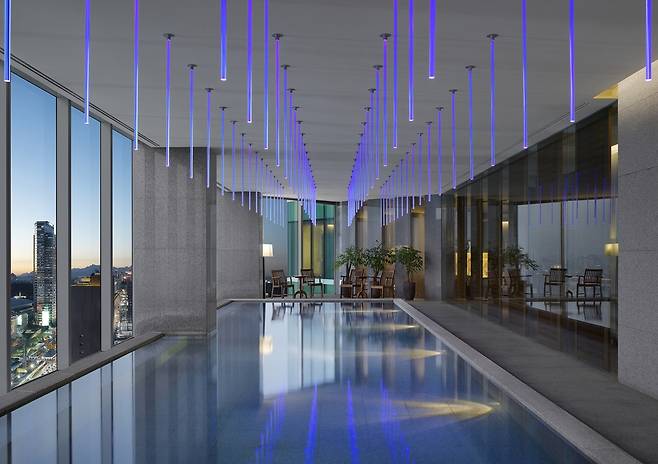 Indoor pool (Park Hyatt Seoul)
