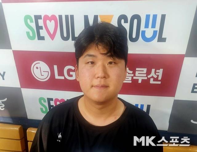 19일 경기가 끝나고 만난 신민혁. 사진(잠실 서울)=이한주 기자