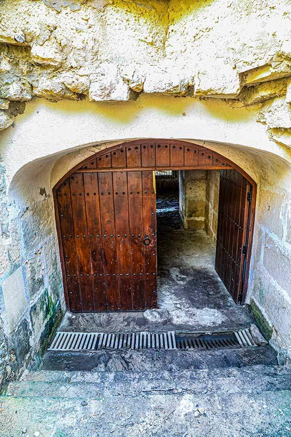 1940년대 건설된 벙커 '기관총의 둥지'.