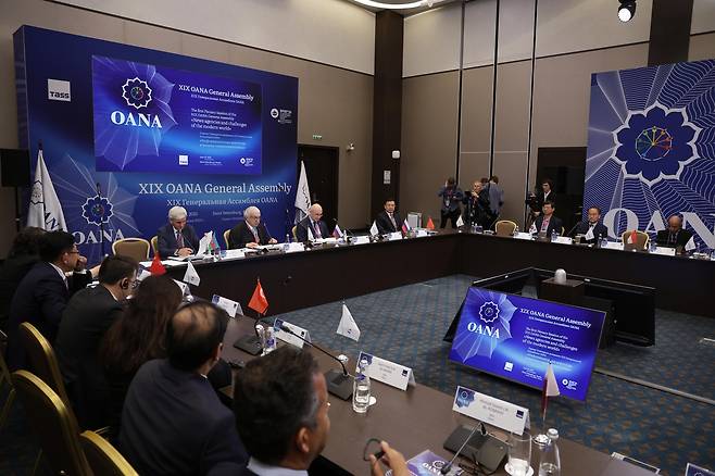 제19차 OANA 총회 (모스크바=연합뉴스) 19일(현지시간) 러시아 상트페테르부르크 엑스포포럼에서 아시아·태평양 지역 뉴스 통신사들의 교류 협력체인 아태뉴스통신사기구(OANA)의 제19차 총회가 진행되는 모습. 2025.6.20 photo@yna.co.kr (끝)