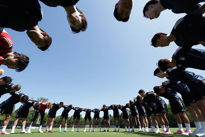 아트리움 헬스 퍼포먼스 파크(샬럿, 미국)/ 2025 피파 클럽월드컵/ 2차전/ 플루미넨시FC vs 울산HDFC/ MD-1/ 공식 훈련/ 울산 단체/ 스크럼/ 사진 김정수