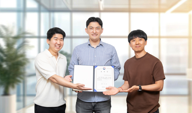 삼성화재 법무지원파트. 왼쪽부터 한종엽 프로, 김종주 변리사, 김광준 파트장. 삼성화재 제공