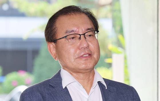 순직해병 수사외압 의혹 등을 수사하는 이명현 특별검사가 18일 서울 서초동 사무실로 출근하고 있다. 뉴시스