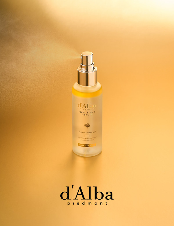 달바의 대표 제품인 화이트 트러플 퍼스트 스프레이 세럼. (달바글로벌 제공)