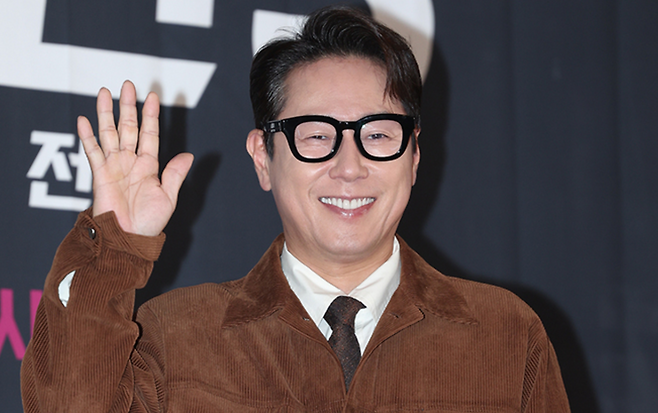 가수 윤종신이 30년 넘게 앓고 있는 크론병으로 인한 복통 증상을 호소했다. 세계일보 자료사진