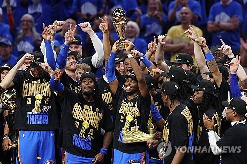 오클라호마시티 선수단. ⓒ연합뉴스 AFP