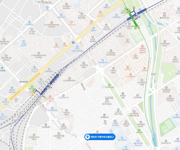 구로역에서 두 블록 정도만 걸어오면 오케이. 크게 멀지 않았다.