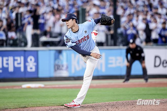 2018년 9월 25일 이후 처음으로 승리 투수가 된 윤성빈. 사진=롯데 자이언츠