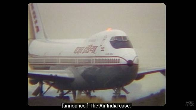 40년 전인 1985년 6월 23일 오전 7시쯤 캐나다에서 영국을 거쳐 인도로 향하던 에어 인디아 182편 항공기가 아일랜드 남부 해안 상공에서 갑자기 폭발하며 바다에 추락했다. /사진=유튜브 채널 'CBC News' 캡처