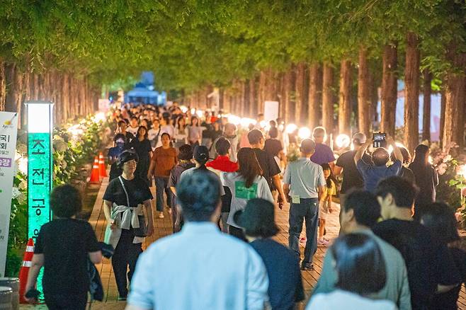 '2025 대한민국 정원산업박람회 in 진주'를 찾은 인파 ⓒ진주시