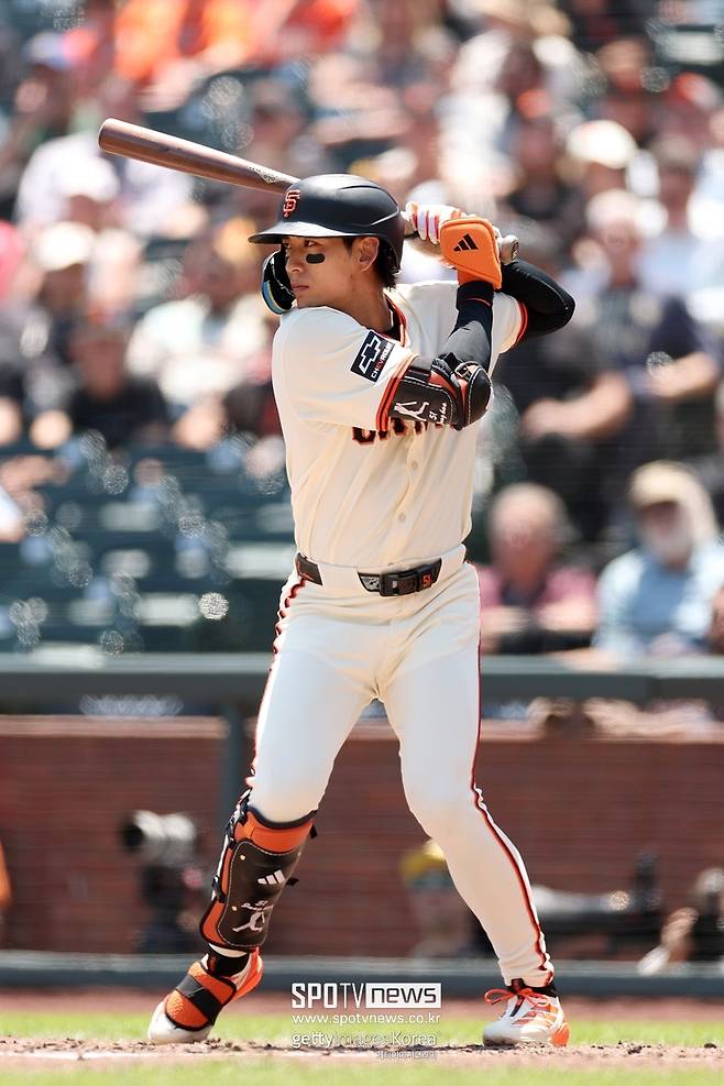 ▲ 잘 맞은 타구가 잘 안 나온다.