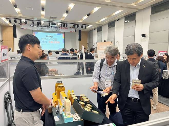 최근 진행된 우수상품 국내판로·수출 상담회 현장 모습. 전남도 제공