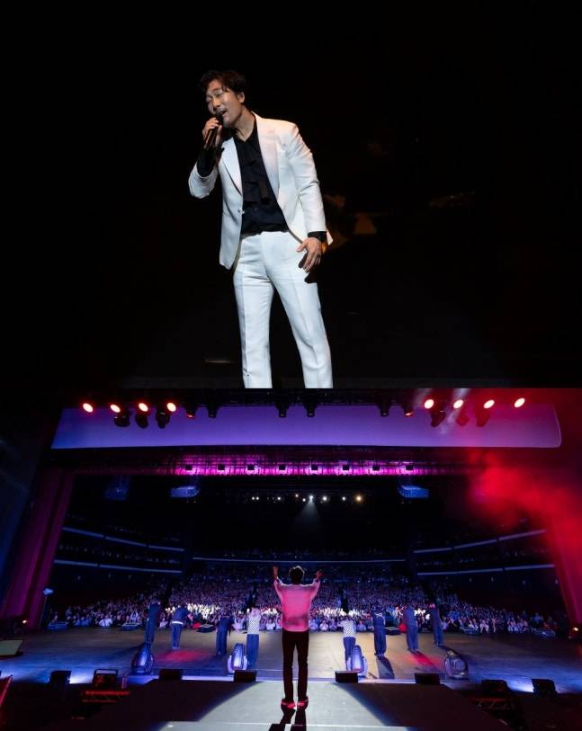 이문세, LA 공연 성료... “취소될까 마음 졸였어”(제공: 케이문에프엔디)