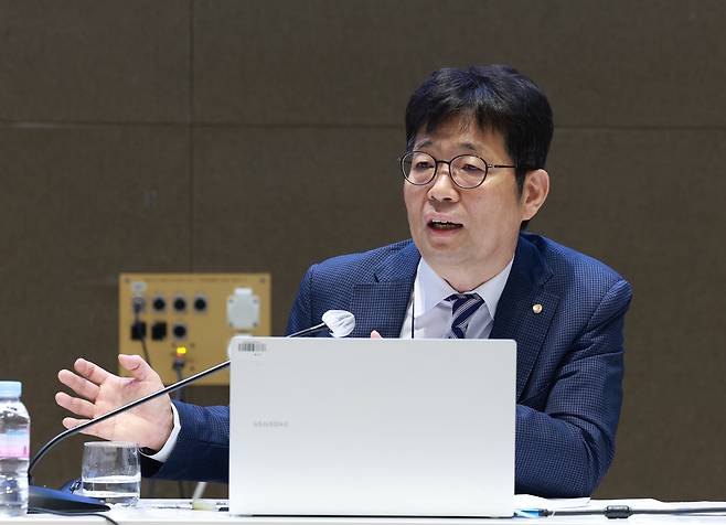 유상대 한국은행 부총재가 24일 서울 중구 한은 별관 컨퍼러스룸에서 기자간담회를 진행하고 있다. /한국은행 제공