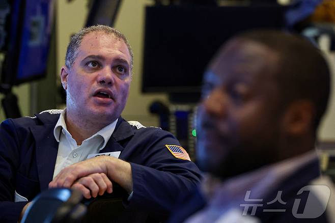 뉴욕증권거래소 트레이더들 ⓒ 로이터=뉴스1