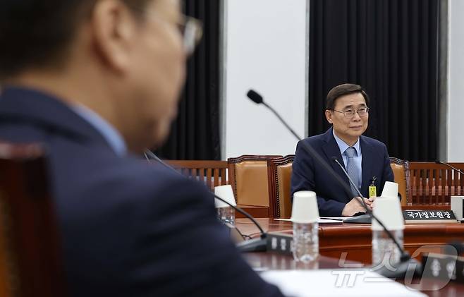 이종석 국가정보원장이 26일 서울 여의도 국회에서 열린 정보위원회 전체회의에 출석하고 있다. 2025.6.26/뉴스1 ⓒ News1 국회사진기자단