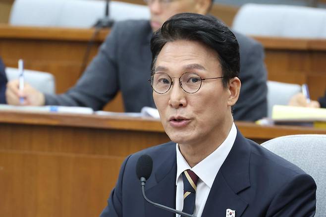 김민석 국무총리 후보자가 25일 오전 서울 여의도 국회에서 열린 인사청문회에 출석해 의원 질의에 답하고 있다. 2025.6.25/뉴스1