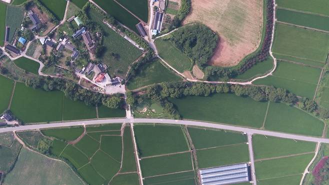 하늘에서 찍은 고창 삼태마을숲의 모습. 국가유산청 제공