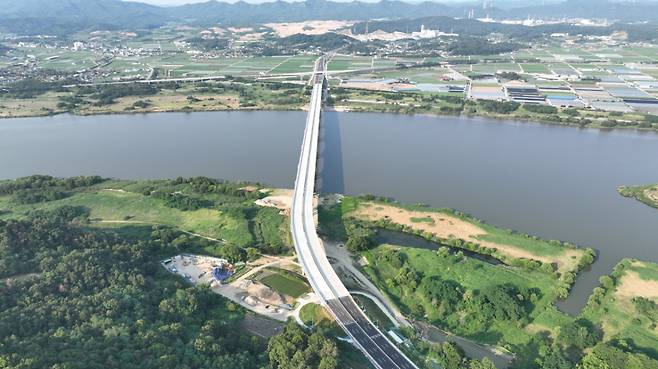 구미국가산업단지 제5단지 진입도로./사진제공=구미시