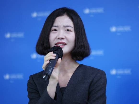 탈북자가 증언하는 북한의 상황 - 맹효심 북한이탈주민이 25일 서울 종로구 유엔 인권사무소 서울사무소에서 열린 피해자 및 증인이 바라보는 지난 10년 간의 조선민주주의인민공화국 내 인권 상황 공개 세션에서 발언하고 있다. 2025.6.25 뉴스1