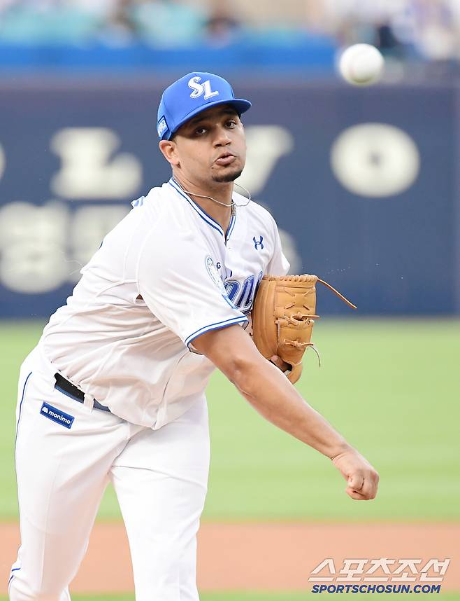 26일 대구 삼성라이온즈파크에서 열린 삼성과 한화의 경기. 선발 투구하고 있는 삼성 가라비토. 대구=송정헌 기자songs@sportschosun.com/2025.06.26/
