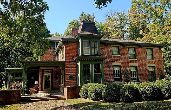 미국 역사상 진보 대통령 후보로 최다득표를 한 로버트 라폴레트의 생가 / 손호철 제공