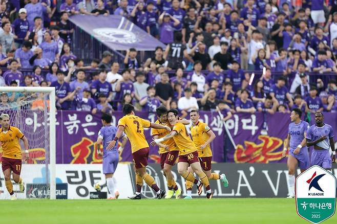 5위에 오른 광주FC. (한국프로축구연맹 제공)