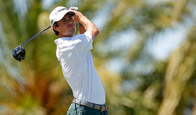 콘페리투어 경기중 상대선수 캐디와 클럽 정보를 교환해 실격된 콜 해머. |게티이미지