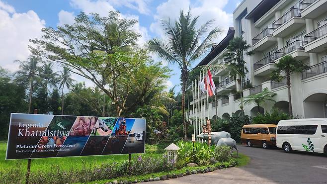 족자카르타에 있는 호텔 ‘플라타란 헤리티지 보로부두르’는 보로부두르 사찰 인근에 있다.