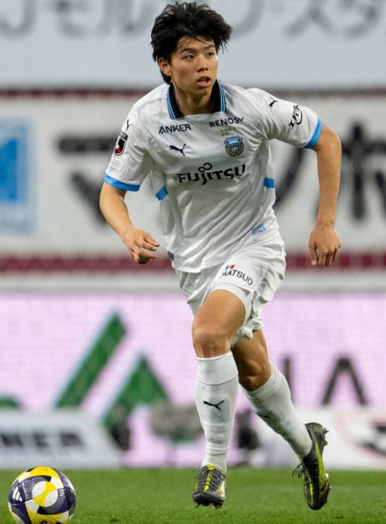 가와사키 센터백 타카이 코타. /사진=가와사키 프론탈레 공식 SNS 갈무리