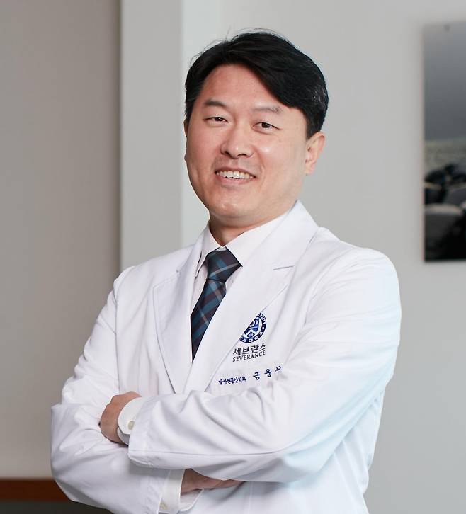 금웅섭 대한방사선종양학회 홍보이사. 연세암병원 방사선종양학과 교수