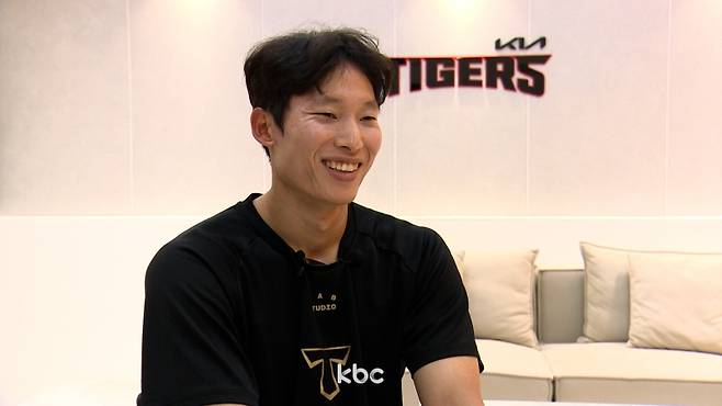 ▲1일 KBC 취재진과 인터뷰하는 KIA 타이거즈 김호령