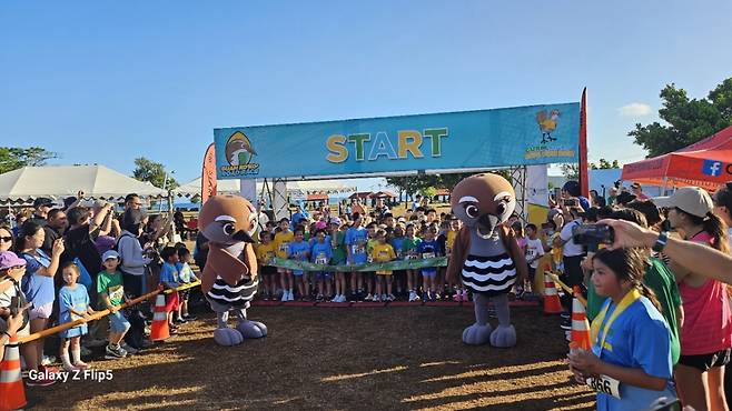 일반 마라톤 대회에선 보기 드문 '어린이 마라톤'. '코코 키즈 펀 런'이라는 이름의 이 마라톤은 만 4세부터 12세까지 세 그룹으로 나눠 가족의 응원을 받으며 진행된다. /괌=김고금평 기자