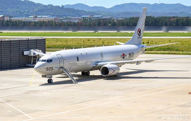 해군의 신형 해상초계기 P-8A(포세이돈)가 지난 1일 포항 항공사령부 주기장에 주기하고 있다. / 사진=해군