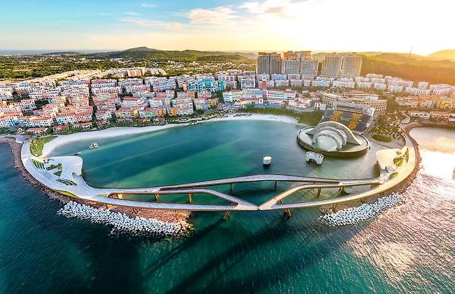 푸꾸옥의 랜드마크 선셋빌리지와 키스브릿지